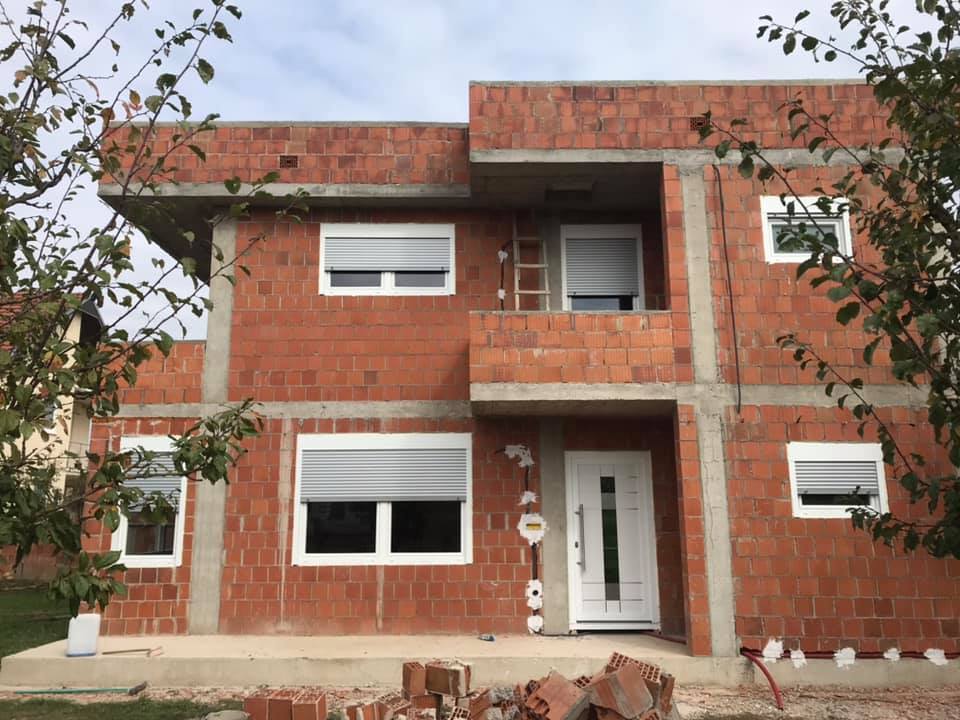 Punim 4 - Dyer Garazhde